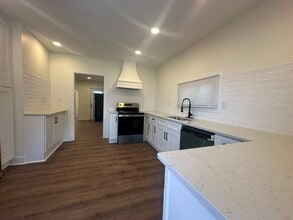 245 Cromley St in Ashville, OH - Building Photo - Building Photo