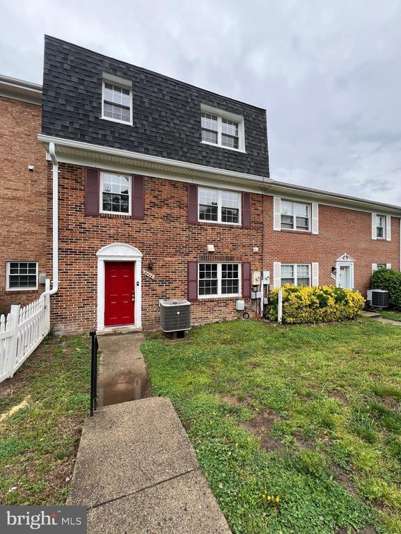 property at 9846 Hagel Cir