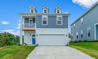 1074 Nadine Wy in Greer, SC - Building Photo
