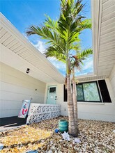 228 Center Rd in Venice, FL - Building Photo - Building Photo