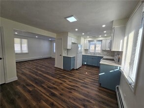 96 Edgeworth Ave in Providence, RI - Building Photo - Building Photo