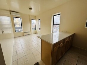 3440 Fulton St in Brooklyn, NY - Building Photo - Building Photo