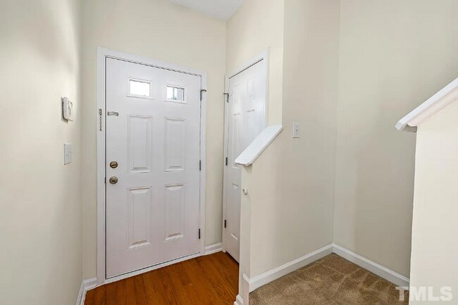 5806 Osprey Cove Dr in Raleigh, NC - Building Photo - Building Photo