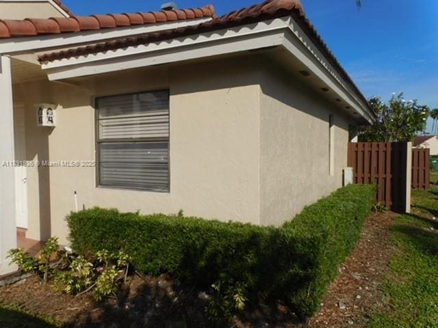 17038 NW 66th Ct in Hialeah, FL - Building Photo - Building Photo