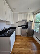 61 Phillips St, Unit 3 in Boston, MA - Building Photo - Building Photo