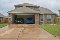 1233 Dianthus Dr in Crowley, TX - Foto de edificio - Building Photo