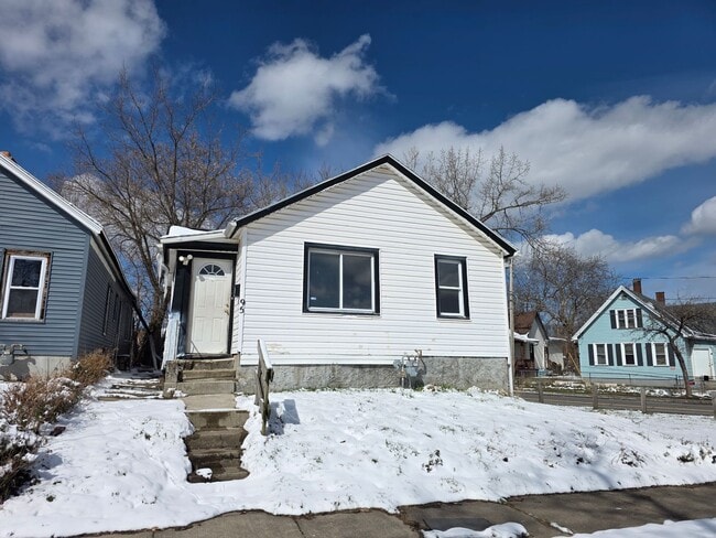 property at 95 Hollister St