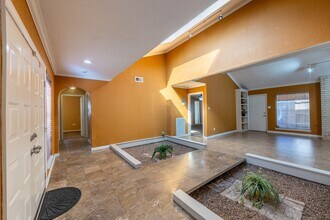 6030 Gallant Forest Dr in Houston, TX - Building Photo - Building Photo