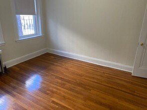 1782 Commonwealth Ave, Unit 34 in Boston, MA - Foto de edificio - Building Photo