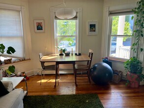 68 Alpine St, Unit 1 in Somerville, MA - Building Photo - Building Photo