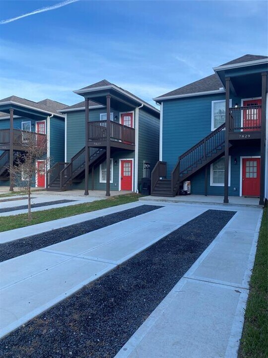7827 Goode St, Unit A in Houston, TX - Building Photo