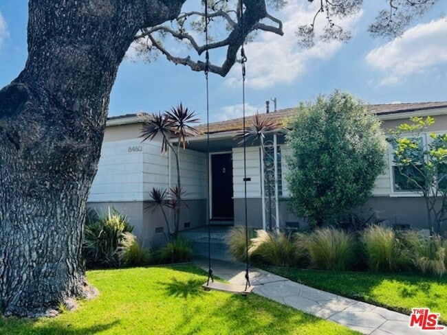 property at 8460 Vicksburg Ave