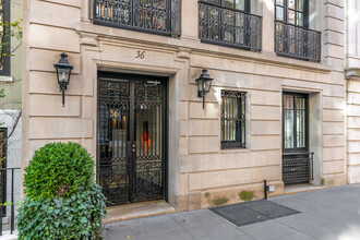 36 E 69th St in New York, NY - Building Photo - Building Photo