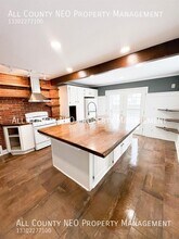 2359 12th St in Cuyahoga Falls, OH - Building Photo - Building Photo