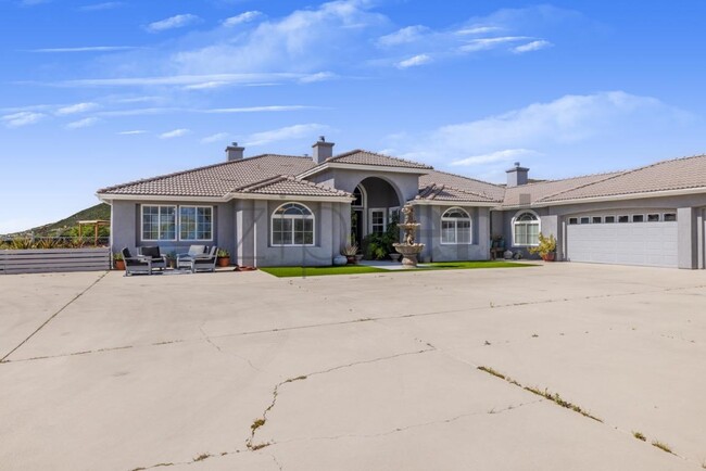 47298 Twin Pines Rd in Banning, CA - Building Photo - Building Photo