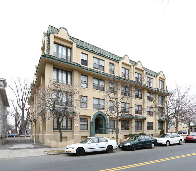 Kenwyn & Quadrangle Apartments in Springfield, MA - Foto de edificio - Building Photo