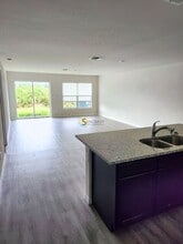 6164 Allied Ct in Port Charlotte, FL - Building Photo - Building Photo