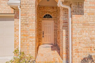 114 Piney Pathway in Magnolia, TX - Foto de edificio - Building Photo