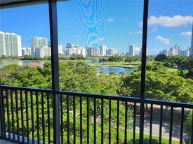 3475 N Country Club Dr in Miami, FL - Building Photo