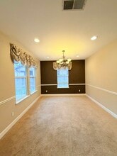 1680 Whispering Wind Dr in Tracy, CA - Building Photo - Building Photo
