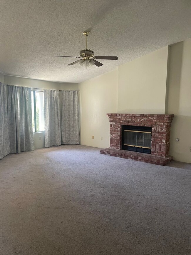 3816 Goldbar Dr in Bakersfield, CA - Building Photo - Building Photo