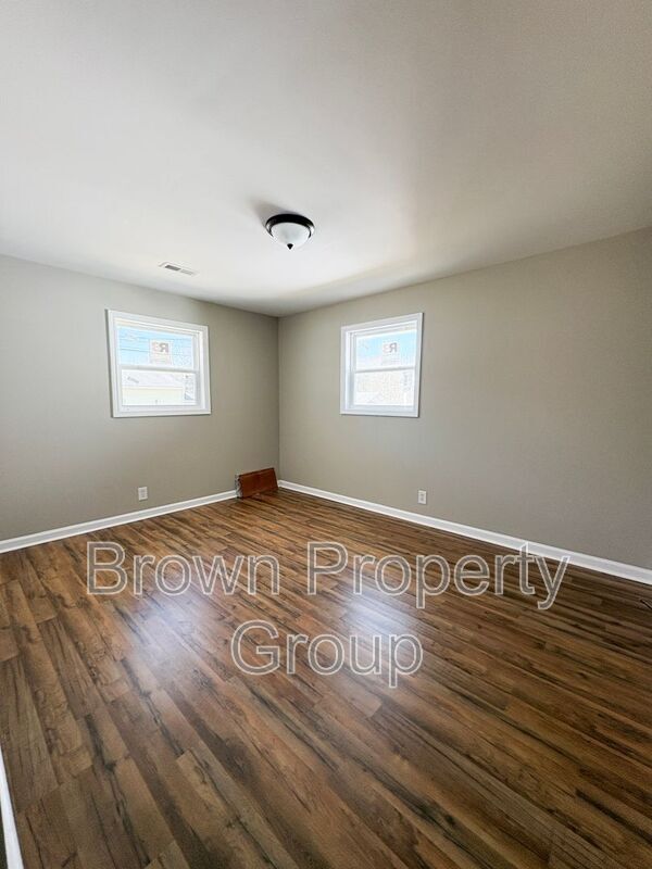 5102 Hodge St in Fayetteville, NC - Building Photo - Building Photo