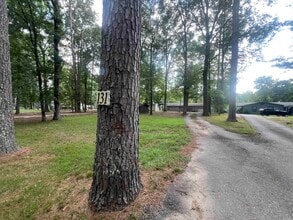 131 Snug Harbor Cir in Hot Springs, AR - Building Photo - Building Photo