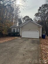 12714 Sulgrave Dr in Huntersville, NC - Building Photo - Building Photo