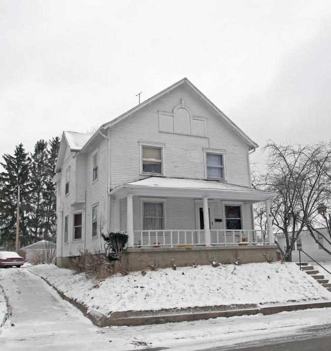 47 Ernst Ave