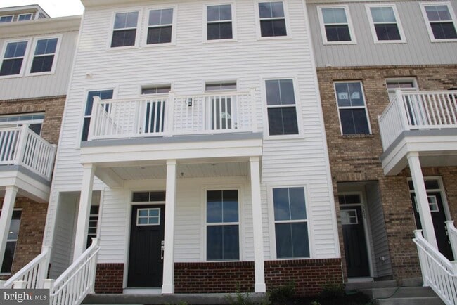 property at 713 Platinum Dr