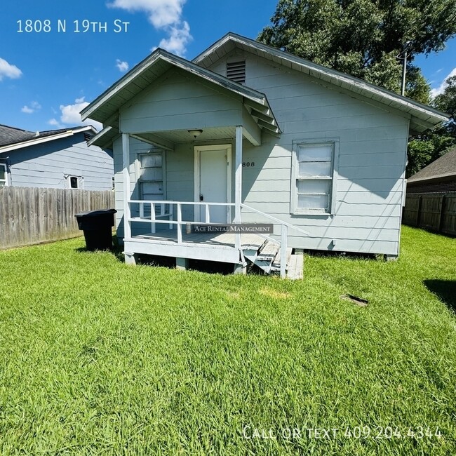 property at 1808 N 19th St