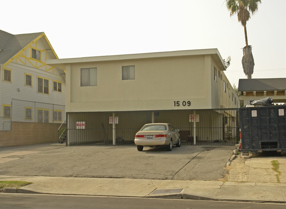 1509 S Van Ness Ave in Los Angeles, CA - Building Photo