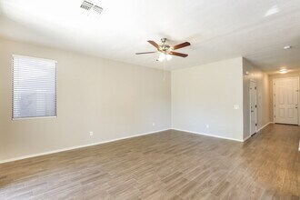 3638 E Flamingo Way in Gilbert, AZ - Building Photo - Building Photo