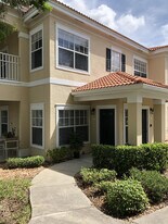 2712 White Magnolia Way in Sanford, FL - Building Photo