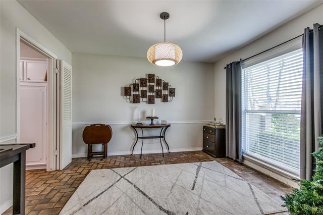 7760 Dentcrest Dr in Dallas, TX - Building Photo - Building Photo