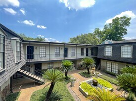 3402 Garrott St in Houston, TX - Building Photo
