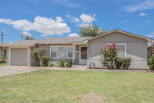 property at 3818 32nd St
