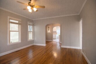 309 W McLoughlin Blvd in Vancouver, WA - Building Photo - Building Photo