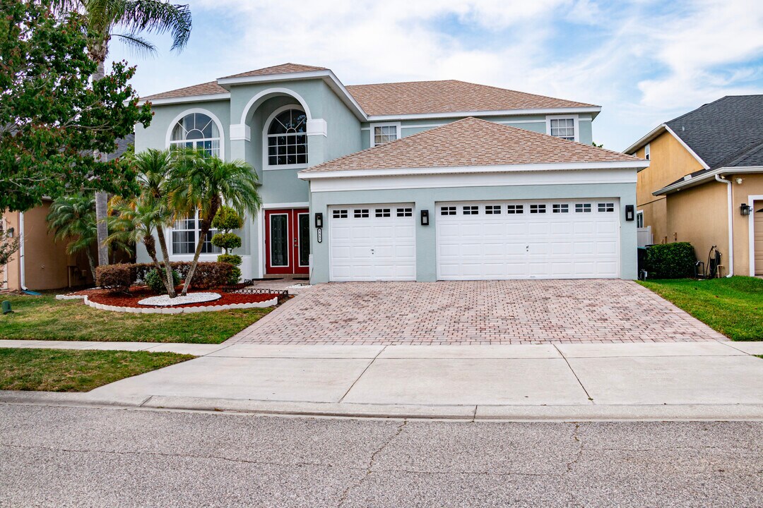 1557 Amaryllis Cir in Orlando, FL - Foto de edificio