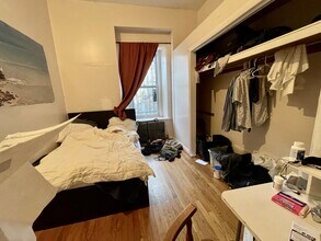 686 Parker St, Unit 2 in Boston, MA - Building Photo - Building Photo