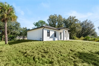 3501 10th St SW in Lehigh Acres, FL - Foto de edificio - Building Photo