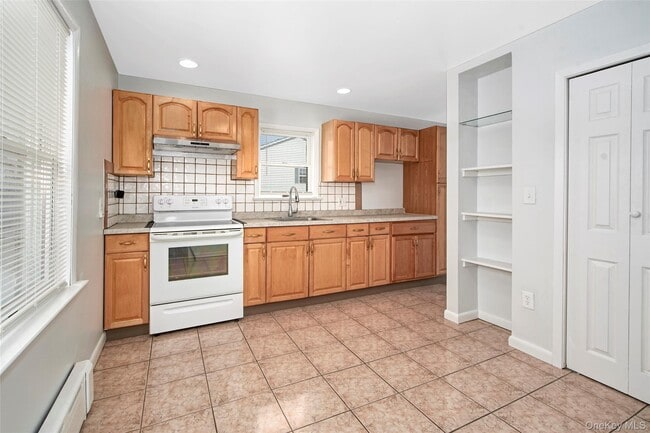 83 Grant St in Port Chester, NY - Building Photo - Building Photo