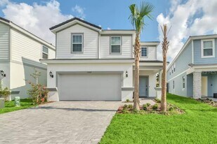 7267 Oakmoss Loop in Davenport, FL - Building Photo