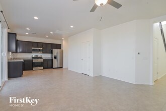 2863 N Fair Oaks Ave in Tucson, AZ - Building Photo - Building Photo