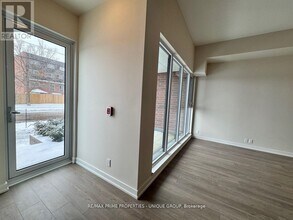 201 Brock St S in Whitby, ON - Building Photo - Building Photo