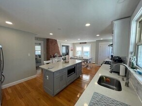 201 Samoset Ave in Hull, MA - Building Photo - Building Photo
