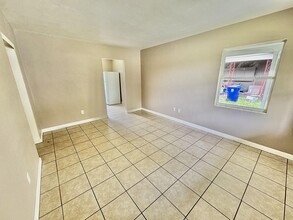 535 Oppitz Ln in Lakeland, FL - Building Photo - Building Photo