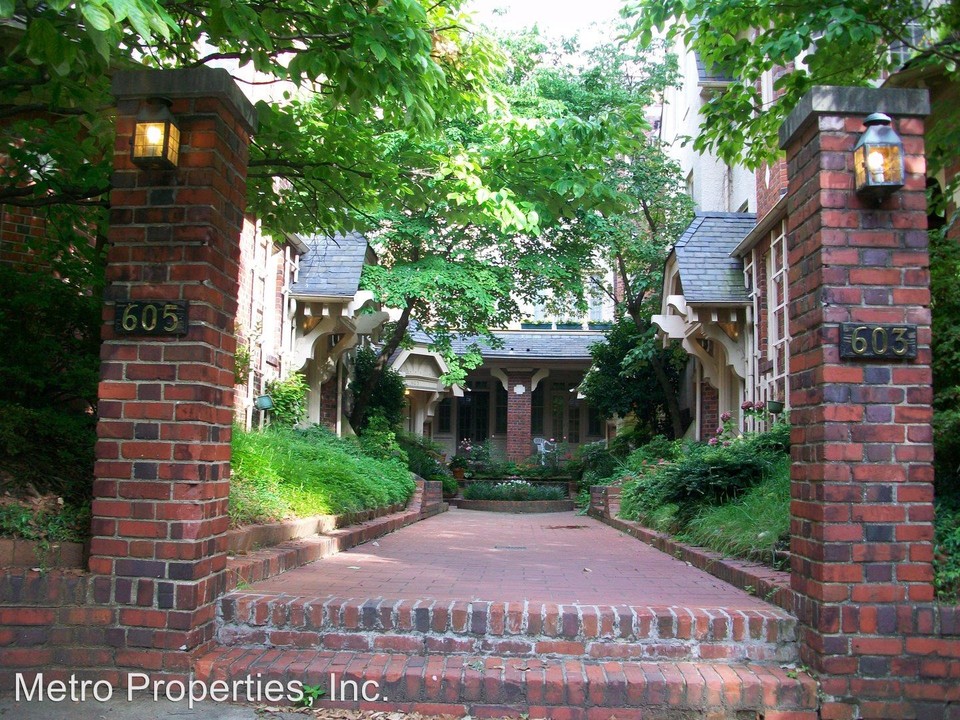 603 N Davis Ave in Richmond, VA - Building Photo