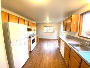 4118 Jewell Rd in Bothell, WA - Building Photo - Building Photo