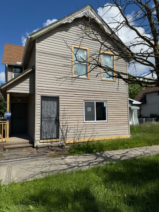 3199 W 44th St in Cleveland, OH - Foto de edificio